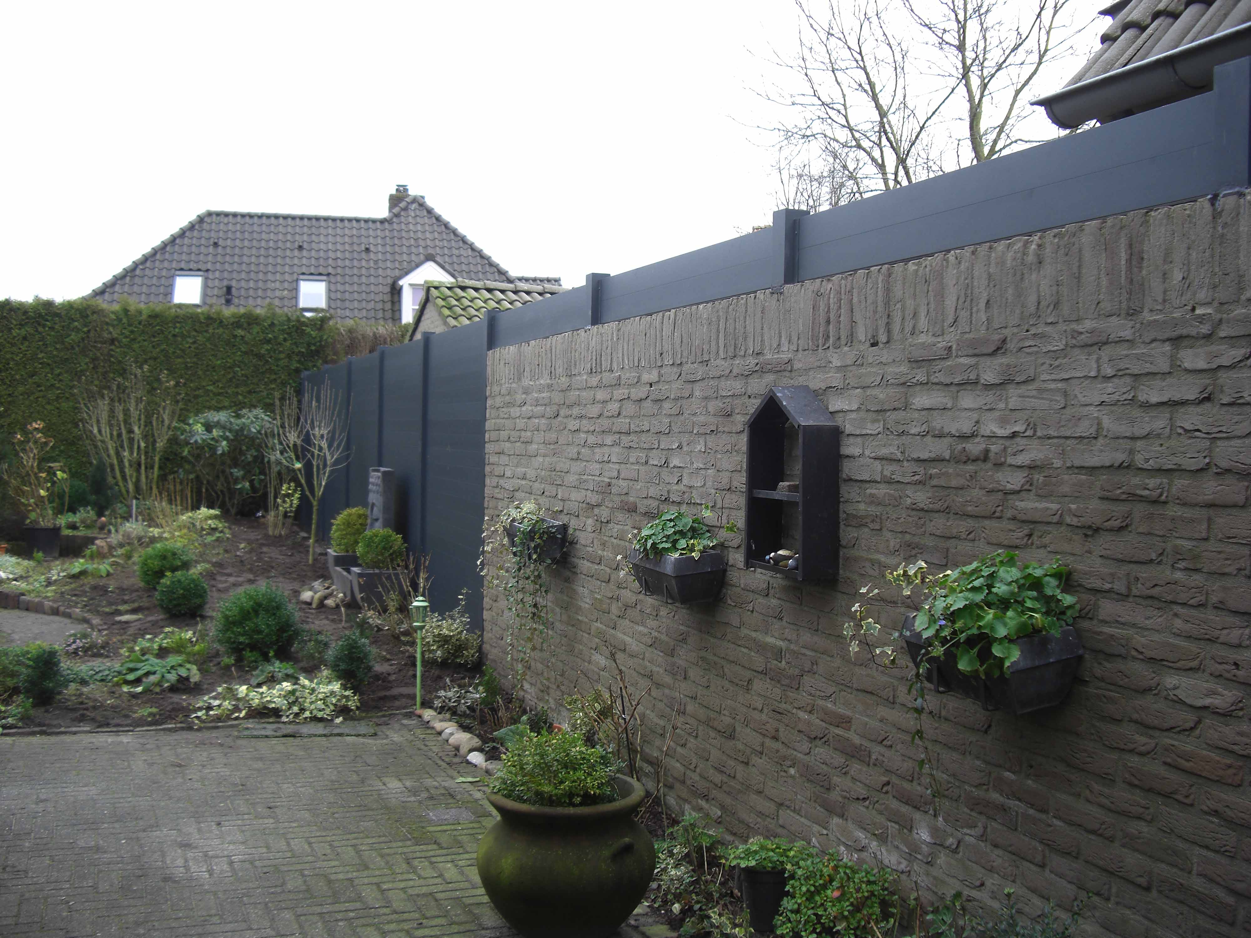 schuttingen beton hout combinaties kunststof aluminium