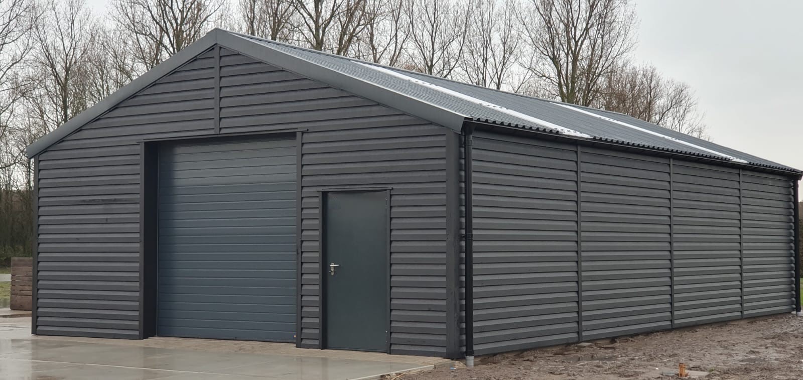 Staalbouw Loodsen Garages Bergingen eenvoudige lichtte en snelle voordelige prefab bouw 2024