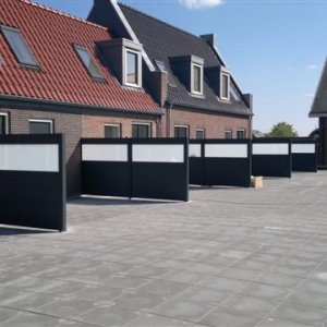 Windscherm aluminium met opaal of helder veiligheids glas 8 mm. - 