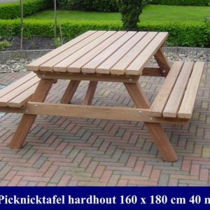 picknicktafels in twee maten 2021 - 